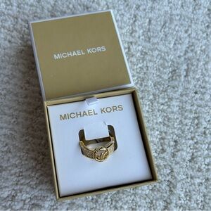 Michael Kors Gold Tone Crystal Ring Size 9 NEW